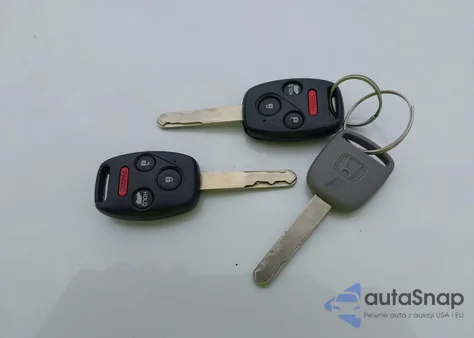 2013 Honda Pilot Touring z USA, uszkodzony, nr VIN 5FNYF4H90DB074568